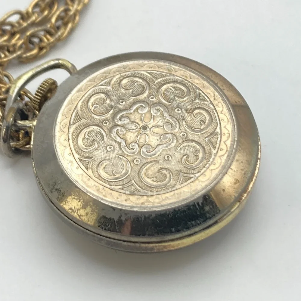Vintage Lucerne Necklace Pendant Watch Mona Lisa Gold Tone Swiss Manual Wind Up